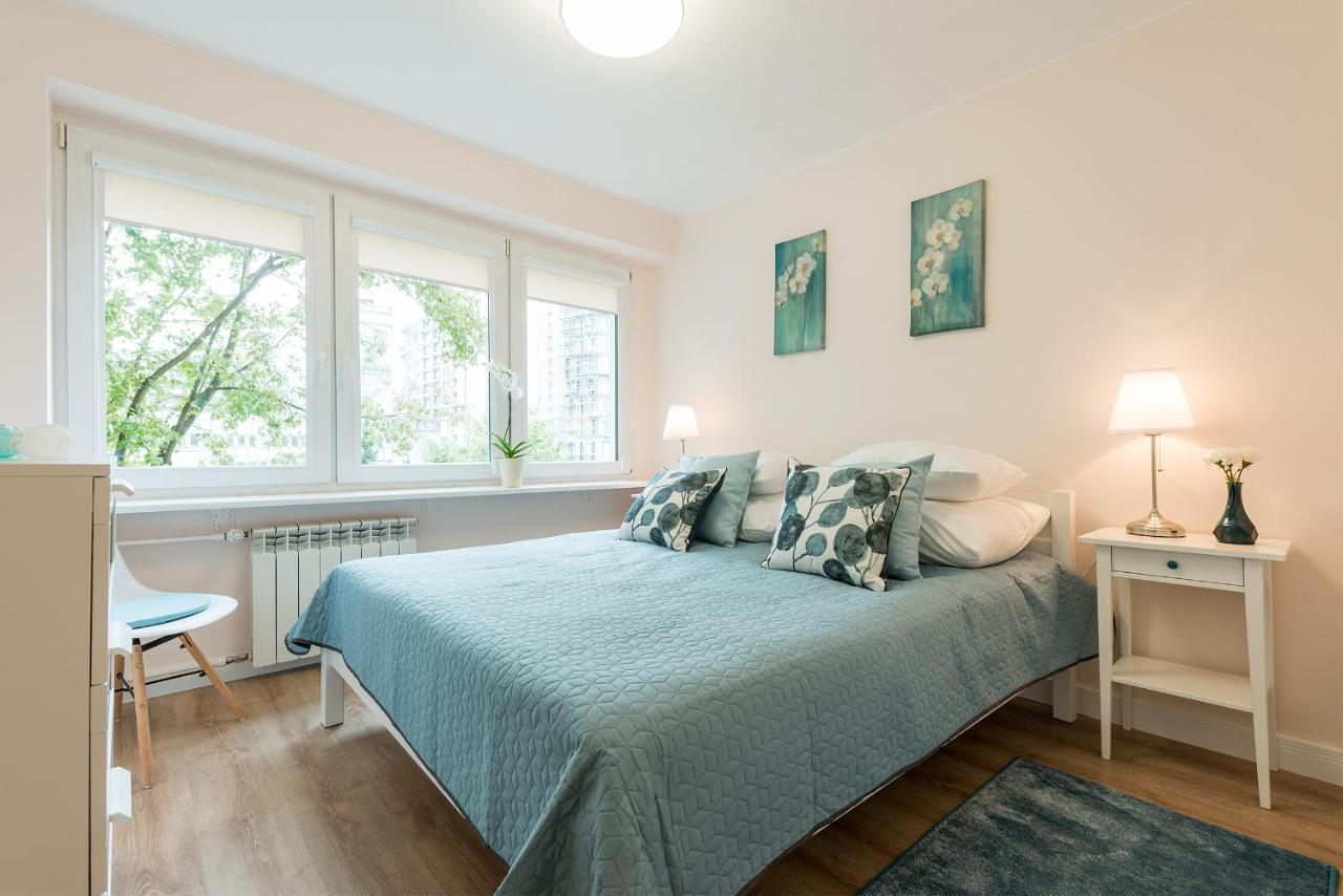3 Bedroom Apartment Kasprzaka - P&O Serviced Apartments Варшава Екстериор снимка